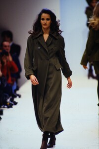 jil-sander-fw-92-1.thumb.jpg.2aae7e4a71a0022543d438d523eff344.jpg