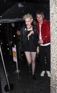 julia-garner-at-billie-eilish-s-grammy-after-party-at-fleur-room-in-west-hollywood-02-05-2024-3.jpg