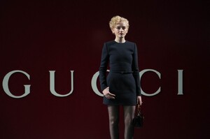 julia-garner-at-gucci-show-during-milan-fashion-week-02-23-2024-1.jpg