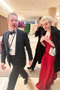 julia-garner-at-pre-grammy-gala-grammy-salute-to-industry-icons-honoring-jon-platt-in-beverly-hills-02-03-2024-0.jpg