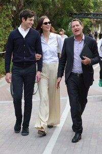 karlie-kloss-and-joshua-kushner-exiting-a-high-profile-event-in-miami-beach-02-01-2024-2.jpg