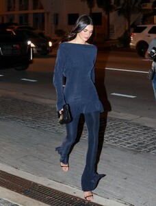 kendall-jenner-in-a-striking-midnight-blue-look-in-miami-02-08-2024-6.jpg