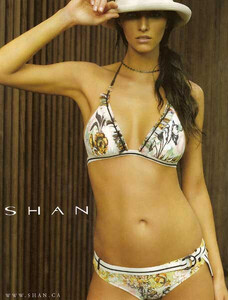 kim-tyo-382828-fit.jpg