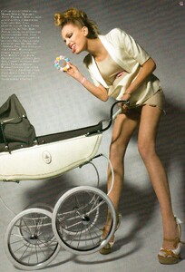 lily-donaldson_(5).thumb.jpg.de36df4ddeda56dce39b69bfcbacfbbb.jpg