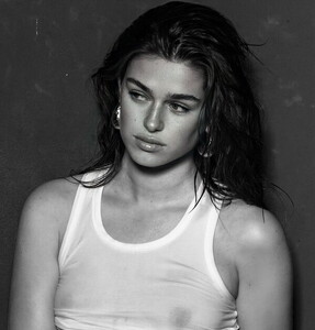 lucie-balimodelagency-_(6).thumb.jpeg.ac98a637c5f2eb9d945e5ce528903814.jpeg