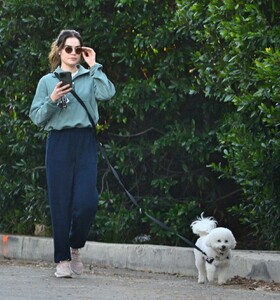 lucy-hale-out-in-los-angeles-01-02-2024-3.jpg