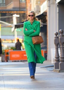 nicky-hilton-radiates-color-and-style-on-the-streets-of-nyc-02-07-2024-6.jpg