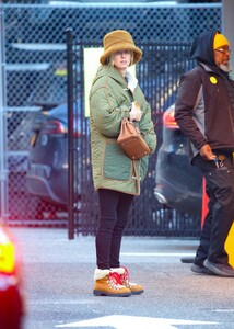 nicky-hilton-street-style-new-york-02-05-2024-3.jpg