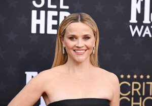 reese-witherspoon-at-critics-choice-awards-2024-9.jpg