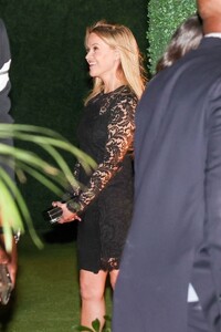 reese-witherspoon-jp-morgan-event-in-miami-beach-02-01-2024-0.jpg