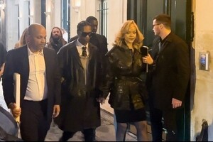 rihanna-exit-from-the-palais-de-l-elysee-in-paris-01-24-2024-5.jpg