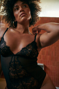 yse-body-lingerie-soir-de-rencontre-noir6.jpg