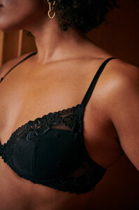yse-soutien-gorge-push-up-demi-mousse-ne-le-dis-jamais-noir11.jpg