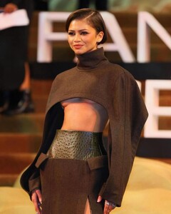 zendaya-at-dune-part-two-fan-event-in-mexico-city-02-06-2024-5.jpg
