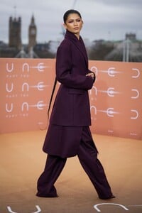 zendaya-at-dune-part-two-photocall-in-london-02-14-2024-4.jpg