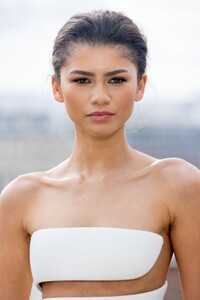 zendaya-dune-2-photocall-in-paris-02-12-2024-8.jpg