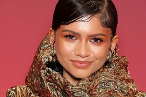 zendaya-dune-2-premiere-in-paris-02-12-2024-13.jpg