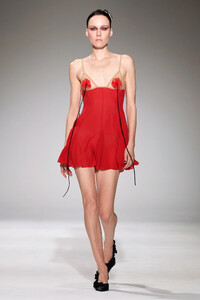 00028-nensi-dojaka-fall-2023-ready-to-wear-credit-gorunway.thumb.jpg.8333b309dfb386d4d5fab78325572f32.jpg