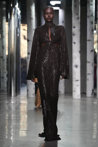 00063-michael-kors-fall-2023-ready-to-wear-credit-gorunway.thumb.jpg.c4e564c414650abaac477bea40895cae.jpg
