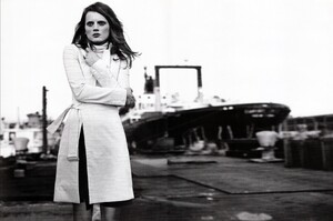 02630_vogueIT_ap05_guinevere-van-seenus_04_122_12lo.thumb.jpg.091c4c342f16d37b6ce7676ca565e6cd.jpg