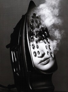 14586_allure_ap07_prime_time_03_122_610lo.thumb.jpg.29592d93020dd372446d824a18f31645.jpg