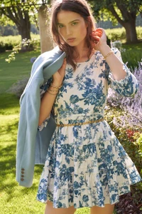 17 lienzominidress-bluechina1.webp