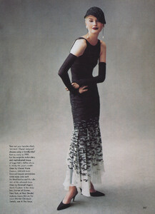 1996-12-Vogue-USA-KB-3.jpg