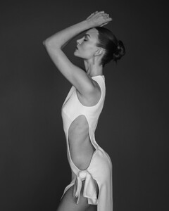 2024_03.14josephineskriver_433076772_831500888737466_713115557859476721_n.thumb.jpg.a78e71c56ad5b1d8669b9dbb8e95518e.jpg