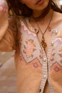 35 LOVESHACKFANCY-HONEYPIE-BOYFRIEND-CARDIGAN-BIRCH-GROVE-03.webp