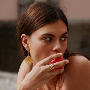 42 Sami_Earring_4.jpg
