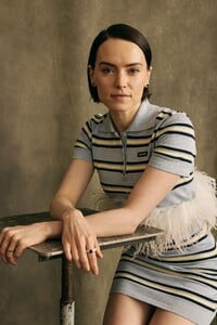 452619529_daisy-ridley-002.jpg