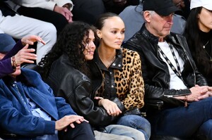 453170184_gty-hollywoodfan-17.jpg