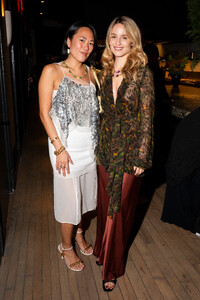 453511442_dianna-agron-05.jpg