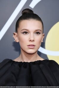 61166436_millie-bobby-brown-golden-globe-awards_-red-carpet-7-jan-2018-10.jpg