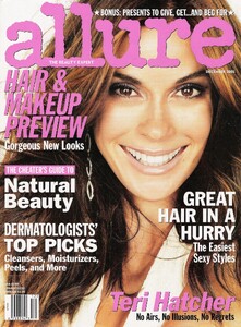 83412_allure_dec05_cover_terihatcher_122_540lo.thumb.jpg.5829618fb3c4680e82b613cdb4f118cb.jpg