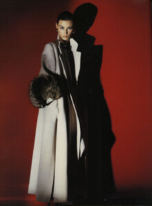 Aly_Dunne_Gianfranco_Ferre_FW1992_Gian_Paolo_Barbieri_18.jpg