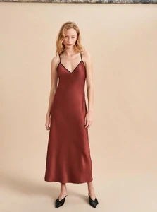 BOUDOIR-DRESS-SPICE-2691.webp