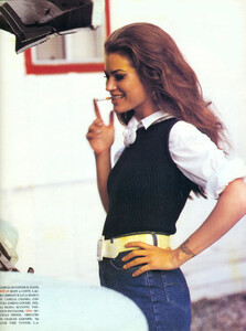 Carre_Otis_VogueIT_May1992_Isabel_Snyder_04.jpg