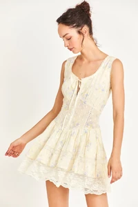 D1992-1572-CERONNEDRESS-LAVENDERWHISPY-001.webp
