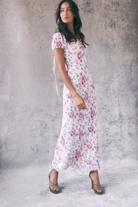 D2080-1617-MADARADRESS-TRELLISCREAM-000.webp