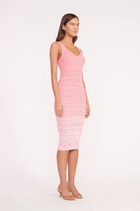 DANA_DRESS_CORAL_PINK_WHITE_BRIGITTE_MULE_TAN_01845_web_753ab499-04cb-41ac-bc2c-3f7087df1438.webp