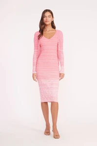 DANA_DRESS_CORAL_PINK_WHITE_BRIGITTE_MULE_TAN_01851_web_d5b78862-deda-43b5-a24c-d63ef935c528.webp