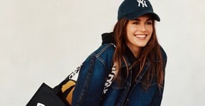 DKNY_SITE_CATEGORY_BANNERS_SpringArrivals.jpg