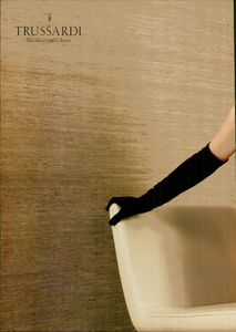 Dunbar_Trussardi_Fall_Winter_2005_06_01.thumb.png.e81a066de9f22b6528645bbd2778df8e.png