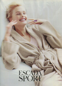 Escada-KB-13.jpg