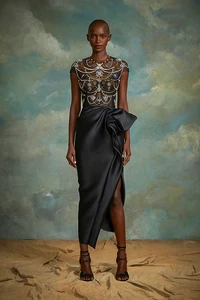 F24_0010_LOOK12.thumb.webp.15b5f40cc72b4b7b43e4d0bef2900acd.webp