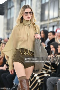 FeliceNoordhoffforChloFall-Winter202407.thumb.jpg.2220d176ce8c70ca57a7a15d31087336.jpg