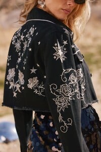 GRACELYN_BLACK_EMBROIDERED_CROPPED_JACKET_1965.jpg