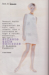 GraziaItaly8March199626.jpg.9abc7e13018d5257f589f1fb45ecc90er.jpg