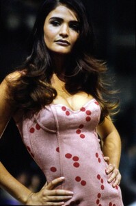 Helena_Christensen_Azzedine_Alaia_SS1991_03.jpg